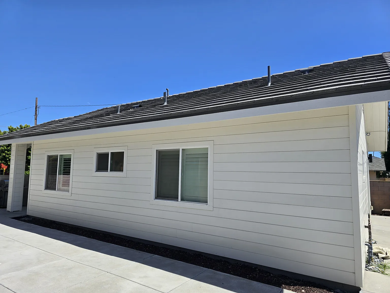 10206 Larson Ave — Photo 3