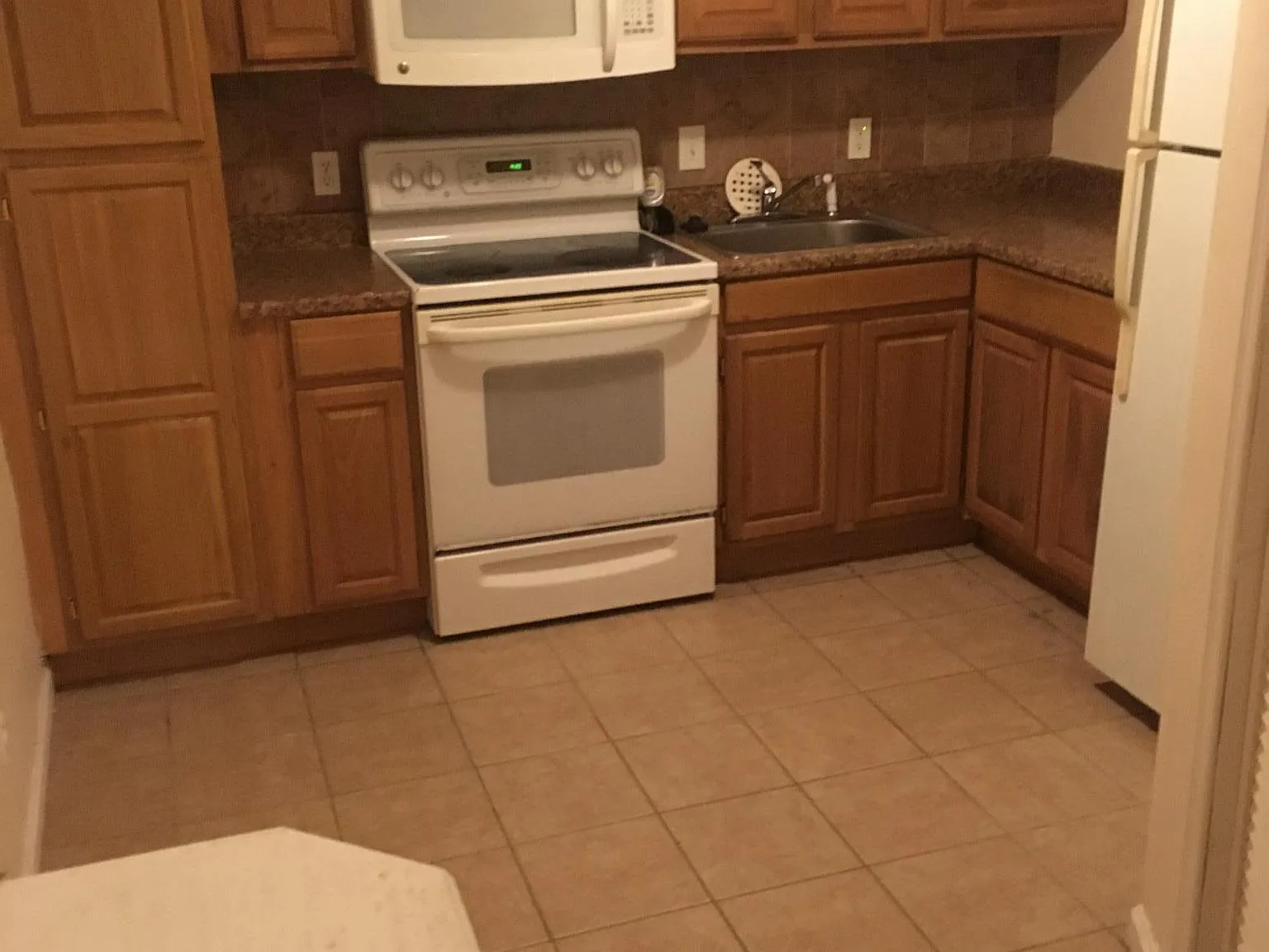 1 bed, 400 sqft, $1,575 — Photo 3