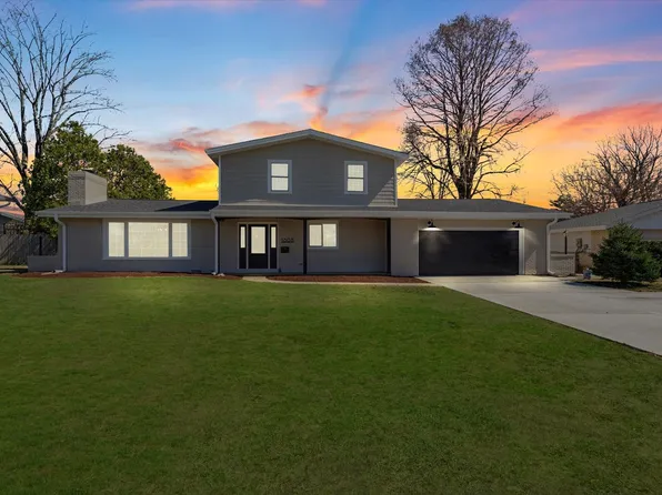 1808 Golfview Dr, Urbana, IL 61801