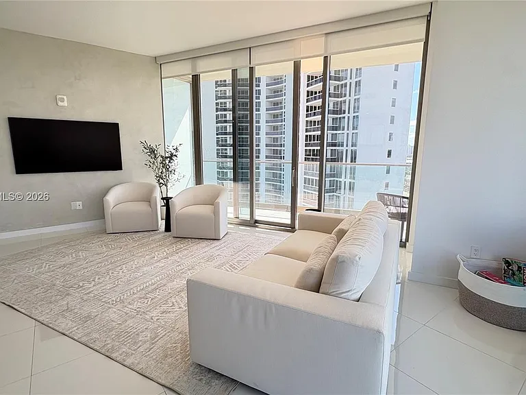 18975 Collins Ave #905 — Photo 6