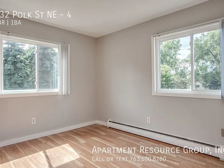 732 Polk St NE #4 — Photo 23