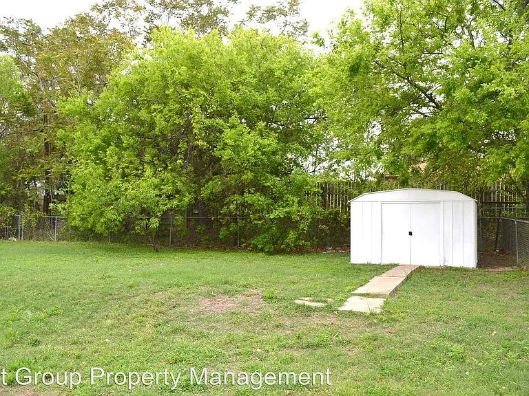 1618 Harley Dr — Photo 13