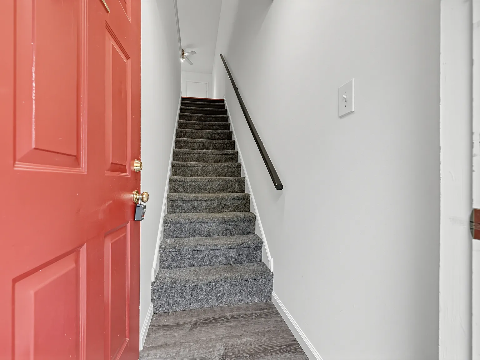 1 bed, 750 sqft, $1,900 — Photo 3