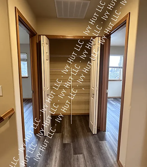 6725 Highland Dr — Photo 14
