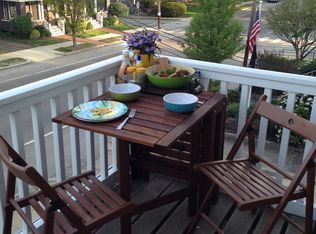 672 Hope St, Providence, RI 02906