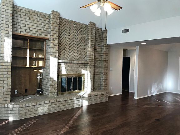 3rd image of 2041 Buffalo Dr