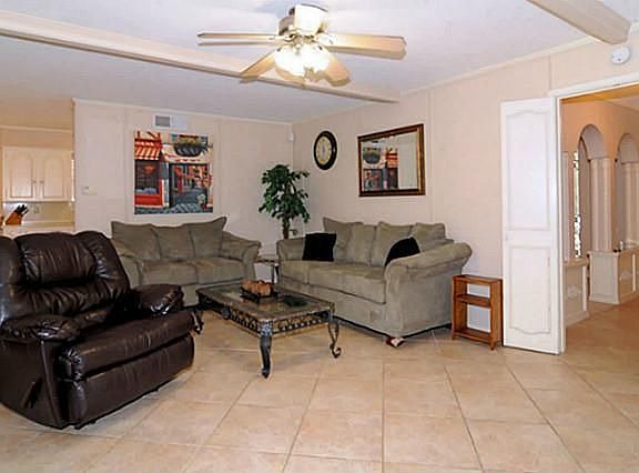 4th image of 1805 Patton Dr