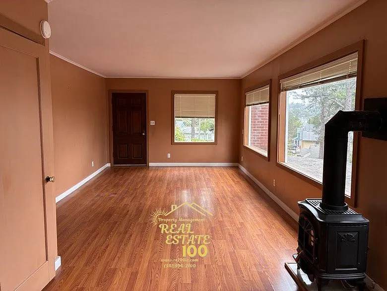 1715 Northwest 35th Place - 603MRG - 603MRG — Photo 4
