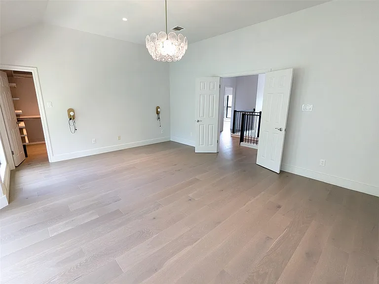 9257 Scenic Bluff Dr — Photo 21