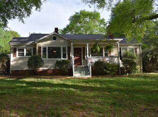 237 Margaret St, Pickens, SC 29671