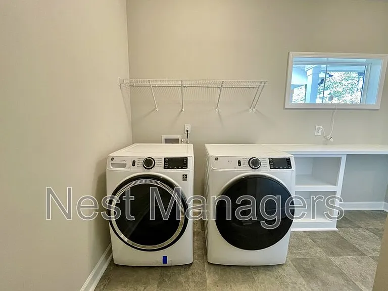 1102 Norwood St — Photo 18