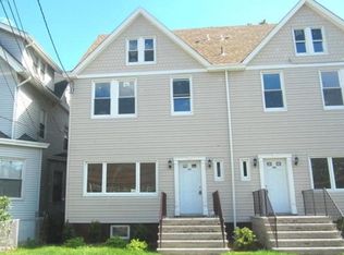 77 Chestnut St #1, Rutherford, NJ 07070