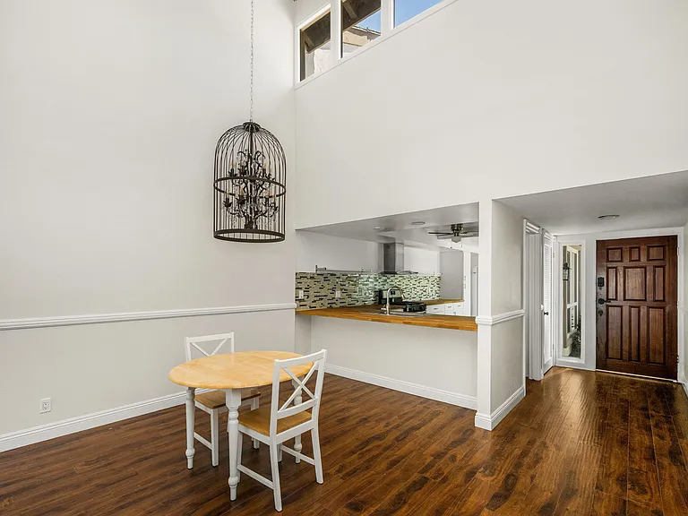 24 Redwood Tree Ln — Photo 13