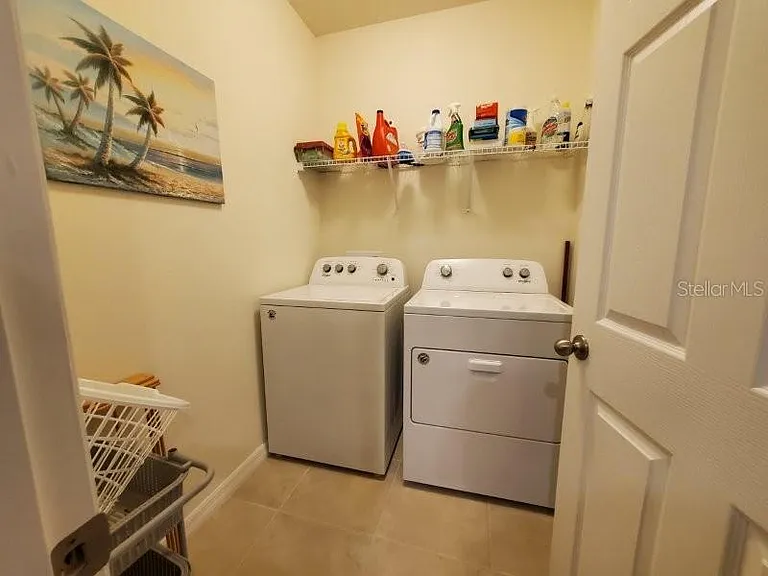 7104 W Lenox Cir — Photo 28