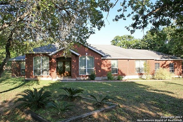 1st image of 131 Encino Dr