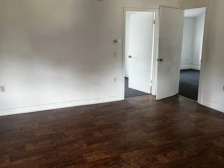 28 Frederick St #5 — Photo 5