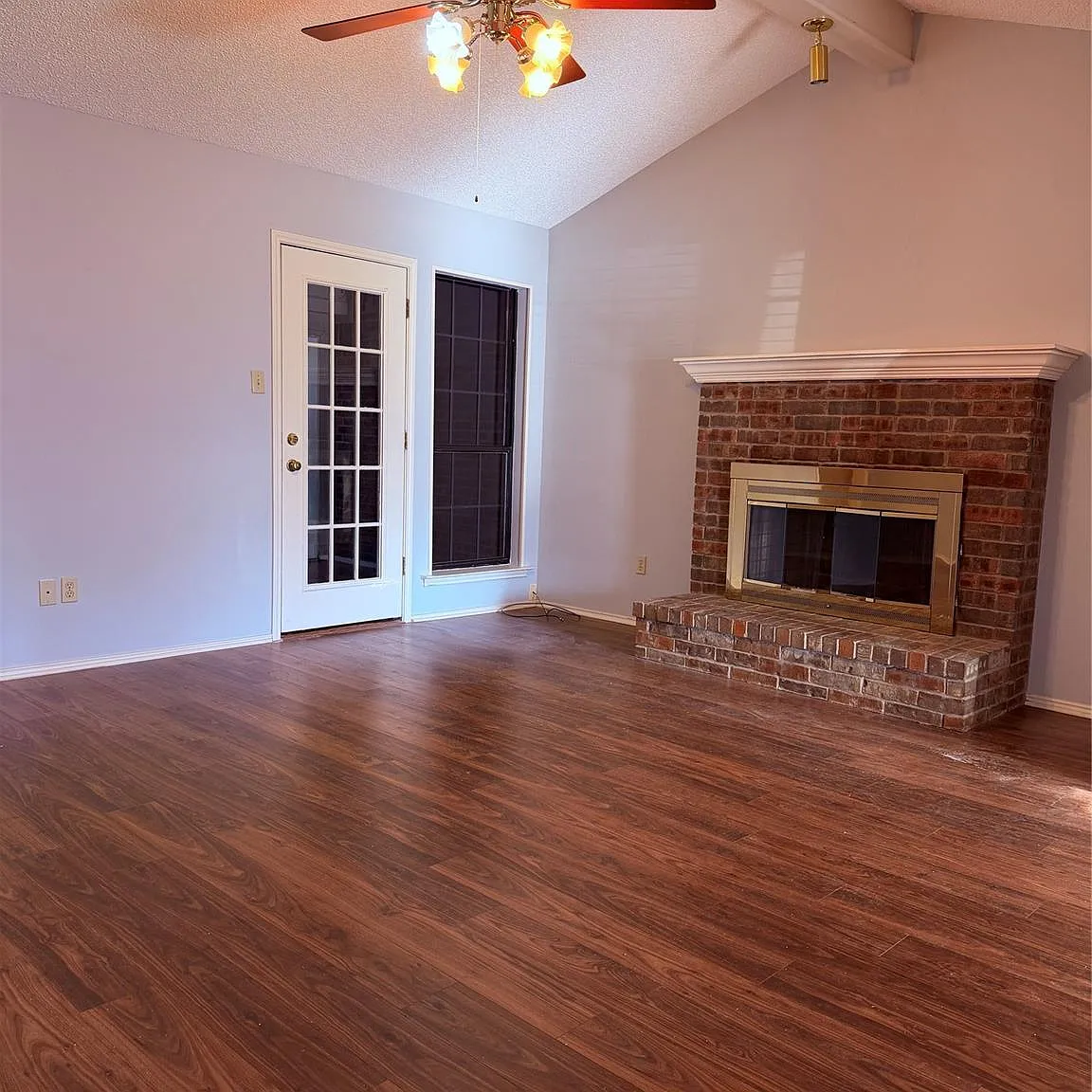 3 bed, 1664 sqft, $2,375 — Photo 2