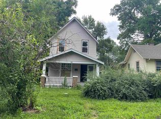 1176 SW Woodward Ave, Topeka, KS 66604