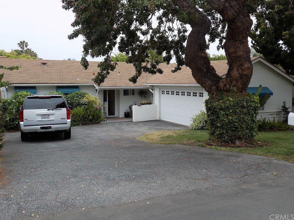 1st image of 1615 Louise St