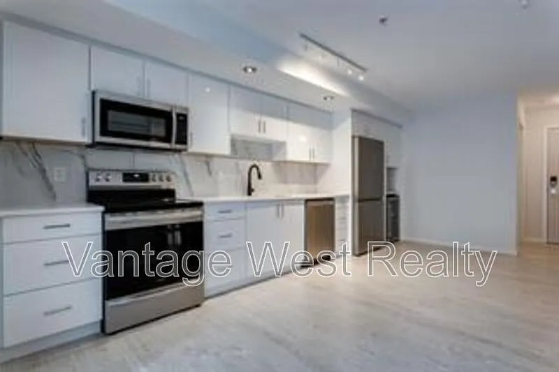 Building Photo - 547 Yates Rd #303