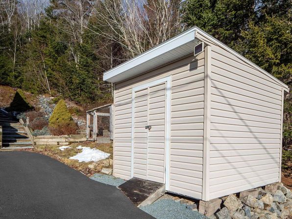 26 Stillwater Ln, Upper Tantallon, NS B3Z 1H6