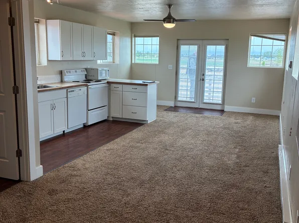2701 N Greenhurst Rd, Kuna, ID 83634