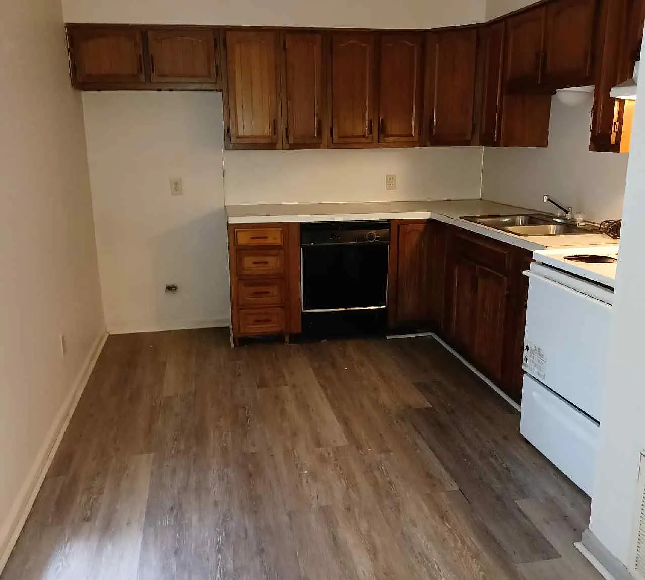 1908 Reed Street - 0 — Photo 2