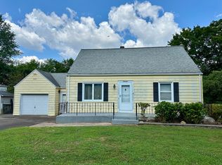 14 Sunset Rd, East Haven, CT 06512