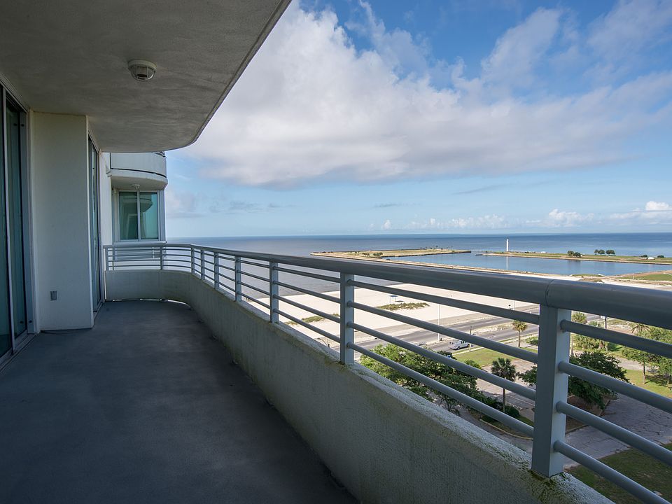 1st image of 2060 Beach Blvd