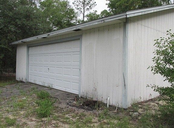 2nd image of 23333 SW Rainbow Lakes Blvd