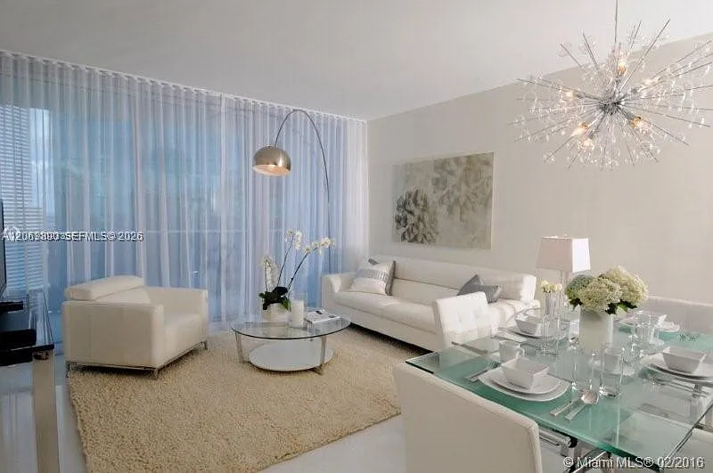 Epic West Condo — Photo 4