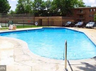 7414 22nd St W #302, Saint Louis Park, MN 55426