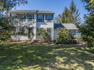 14 Shippen Rdg, Oxford, NJ 07863