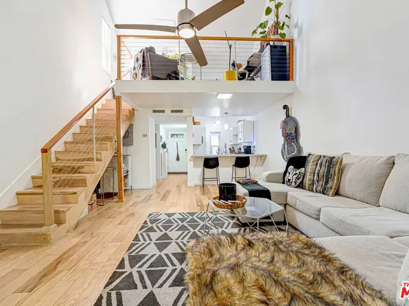 7050 Shoup Ave Unit 181, Canoga Park, CA 91303