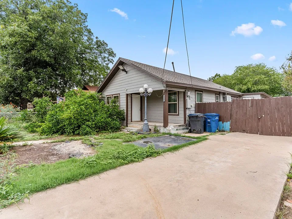 135 Nancy Pl