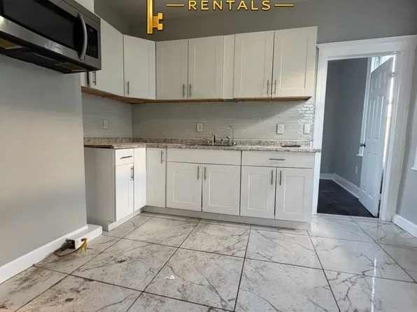 127 Winfield Ave Floor 2, Jersey City, NJ 07305