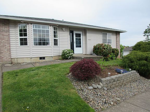 2nd image of 2794 Vintage Ave SE #&-5375