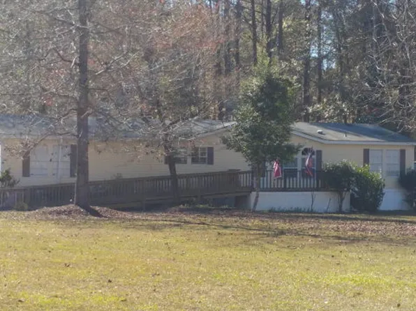 38 Stanford Dr, Eufaula, AL 36027