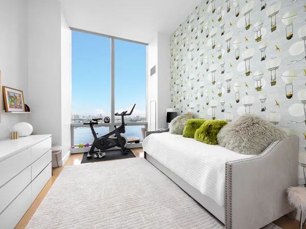 15 Hudson Yards image 12 of 30