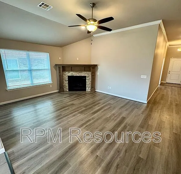 6716 NW 157th St — Photo 12