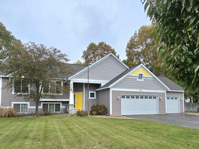 15385 Meadowlark Dr, Grand Haven, MI, 49417