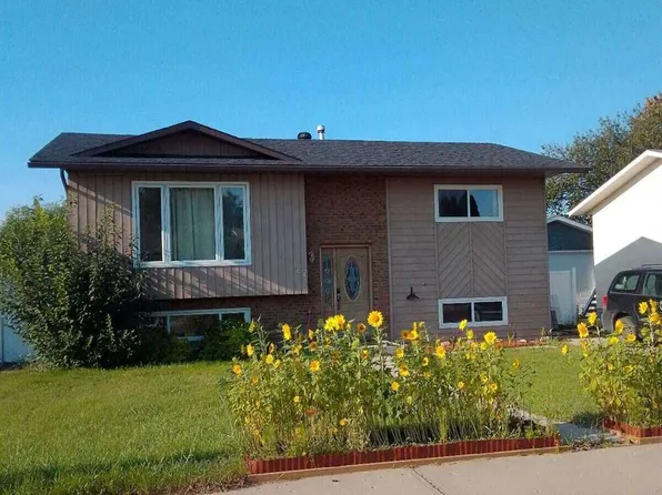 47 E Glen St SE, Medicine Hat, AB T1B 2Z8