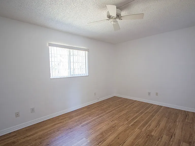3136 San Jose St — Photo 9