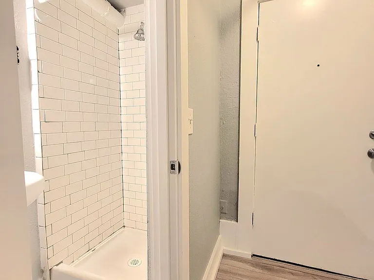 Madison View Apartments — Photo 15