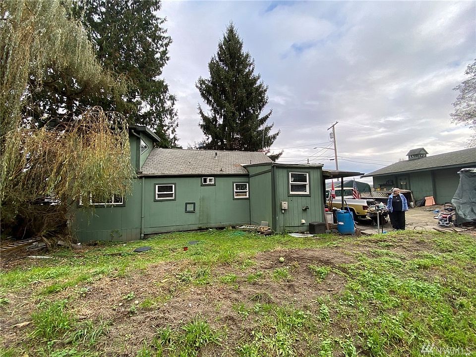 1st image of 2204 W Valley Hwy E