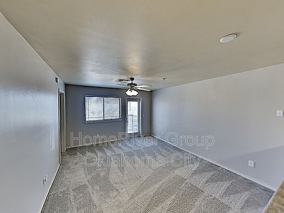 2nd image of 1220 12th Ave SE Unit 1208
