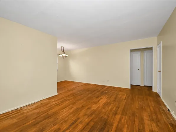 16-01 160th Street image 3 of 17