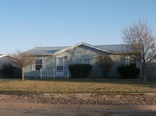 1602 Mulberry Cir, Dodge City, KS 67801