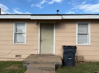 1906 NW 20th St, Lawton, OK 73507