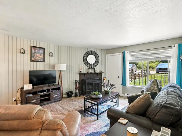 385 S Vasels Rd #4, Brian Head, UT 84719